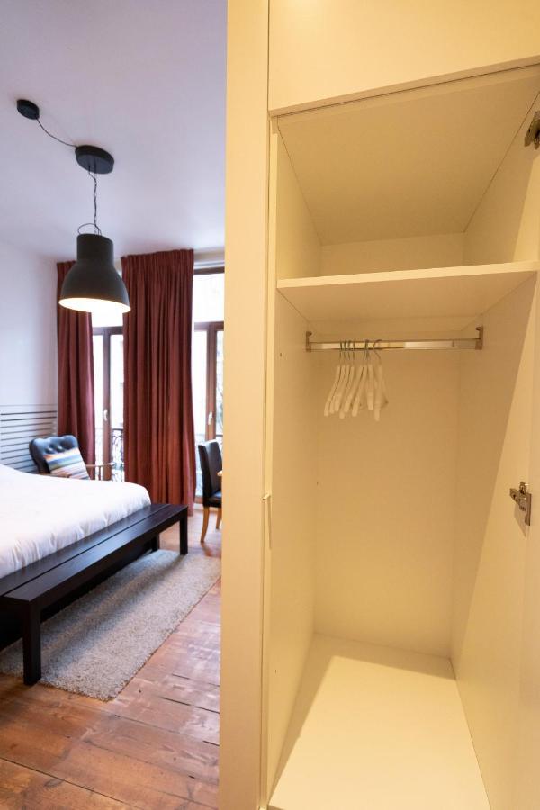 Because The Night City Lodge Antwerpen Kültér fotó