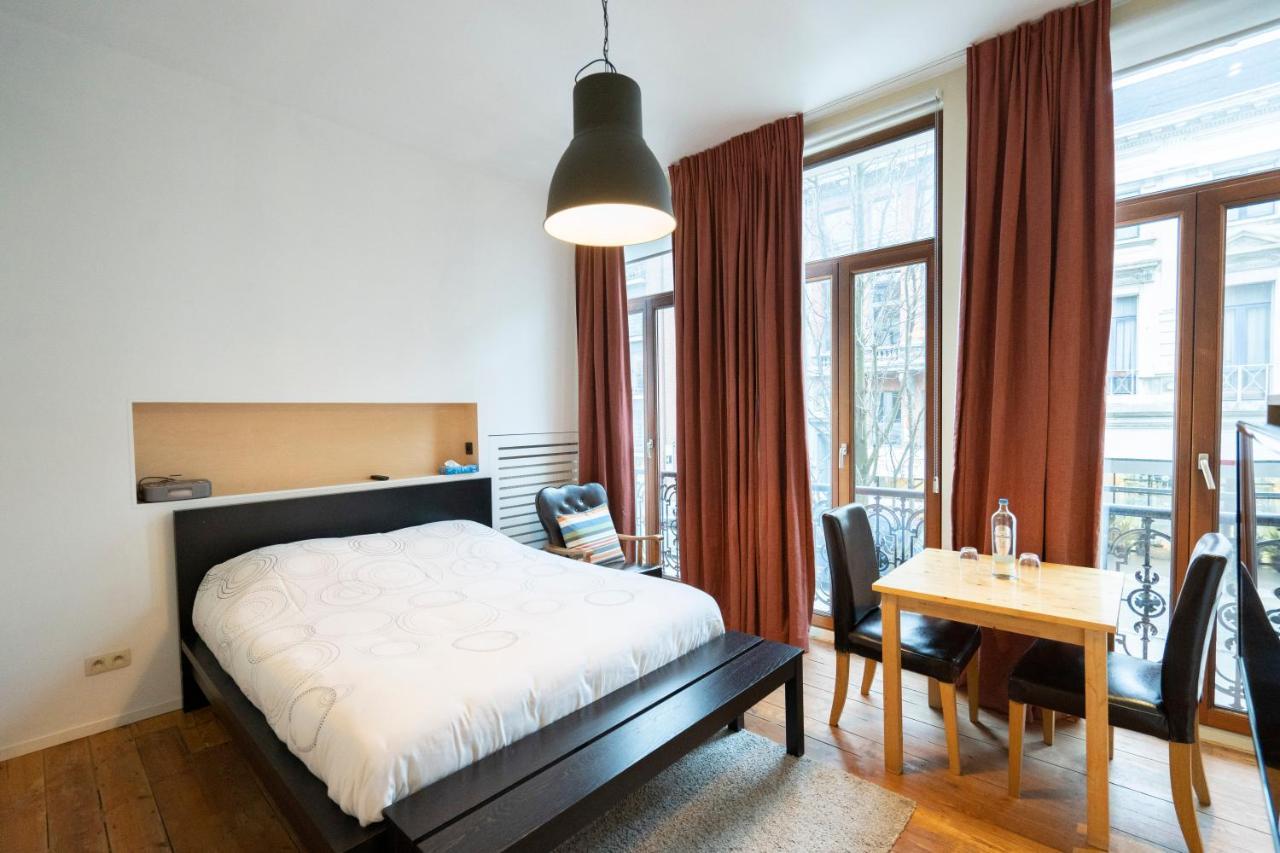 Because The Night City Lodge Antwerpen Kültér fotó